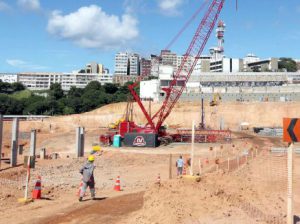 Por que  utilizar o capacete com câmera de monitoramento para garantir a segurança e a eficiência da obra?